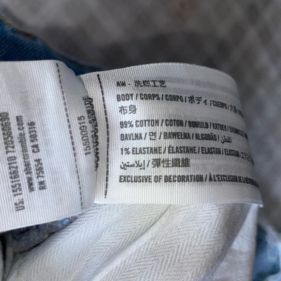 Abercrombie 90’s straight ultra high rise - custom distressing - Picture 5 of 5